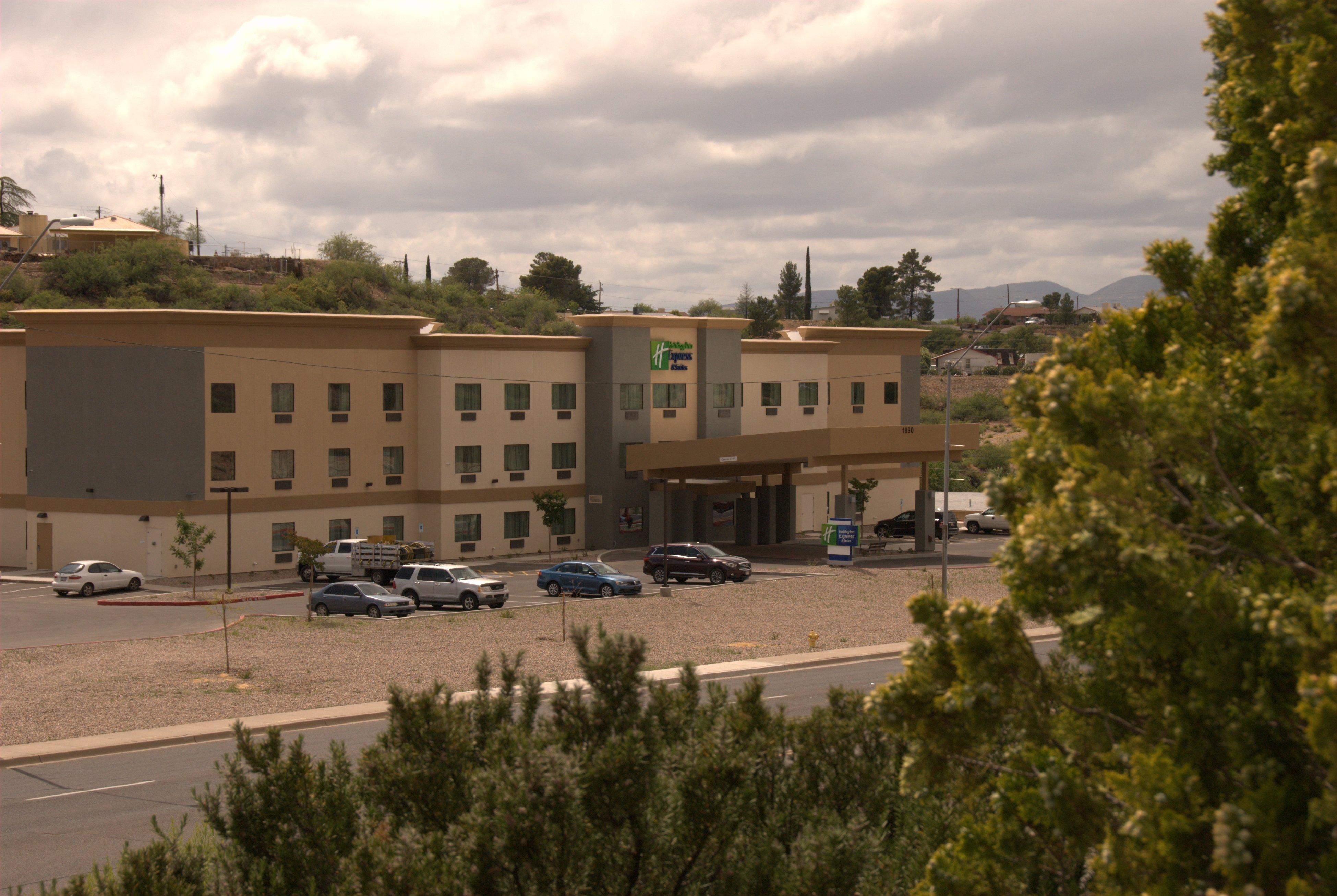 Holiday Inn Express & Suites Globe By Ihg Exterior photo